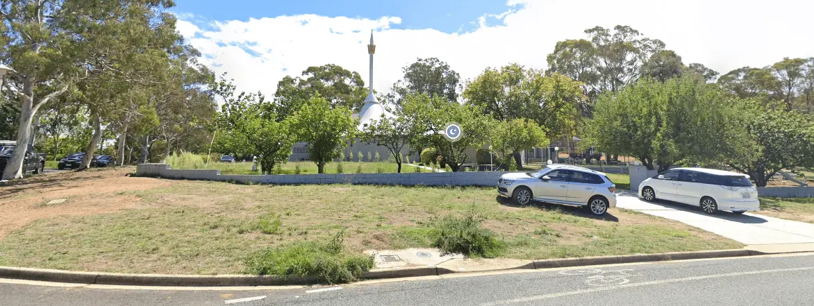Canberra Mosque - Empire Circuit Yarralumla